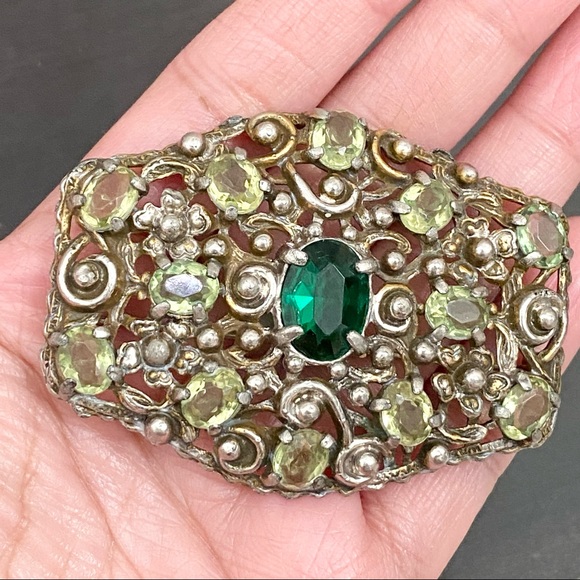Unique Vintage Austro-Hungarian? Peridot Emerald Green Ornate Flower Brooch - Picture 7 of 12